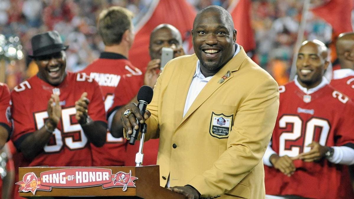 Washington Commanders: Warren Sapp is a fan of the defensive line