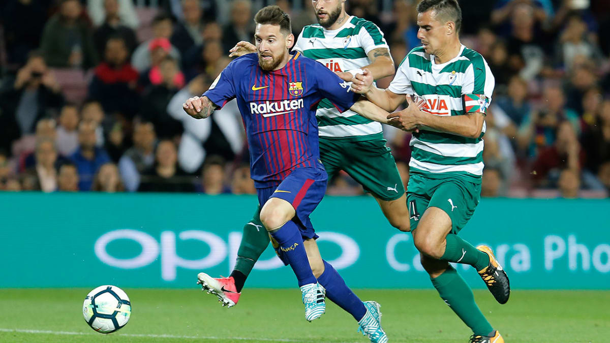 Barcelona vs Eibar: Lionel Messi scores four goals (VIDEO) - Sports Illustrated