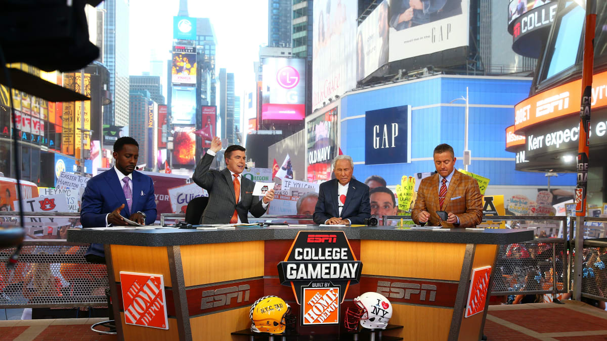 ESPN and ABC announce draft coverage teams, with ABC again featuring  College GameDay crew