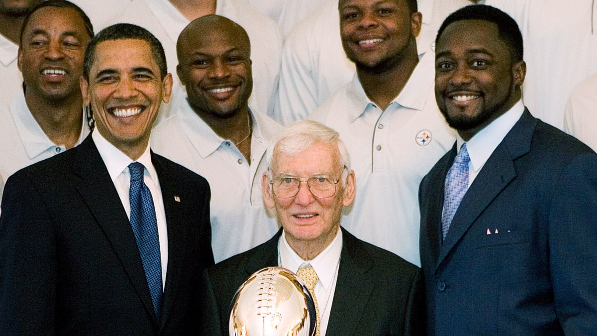 Obama, former players, friends say goodbye to Dan Rooney