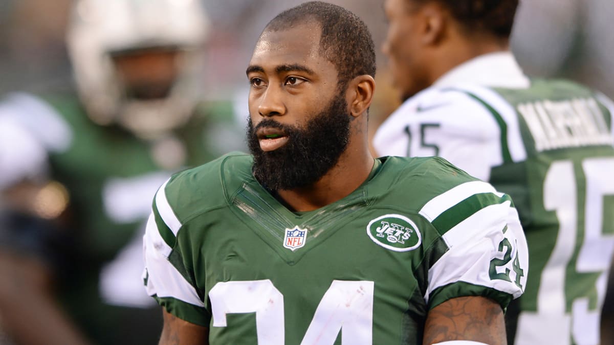 Rich Cimini on X: Darrelle Revis inducted into the Jets' Ring of Honor.  #Jets  / X