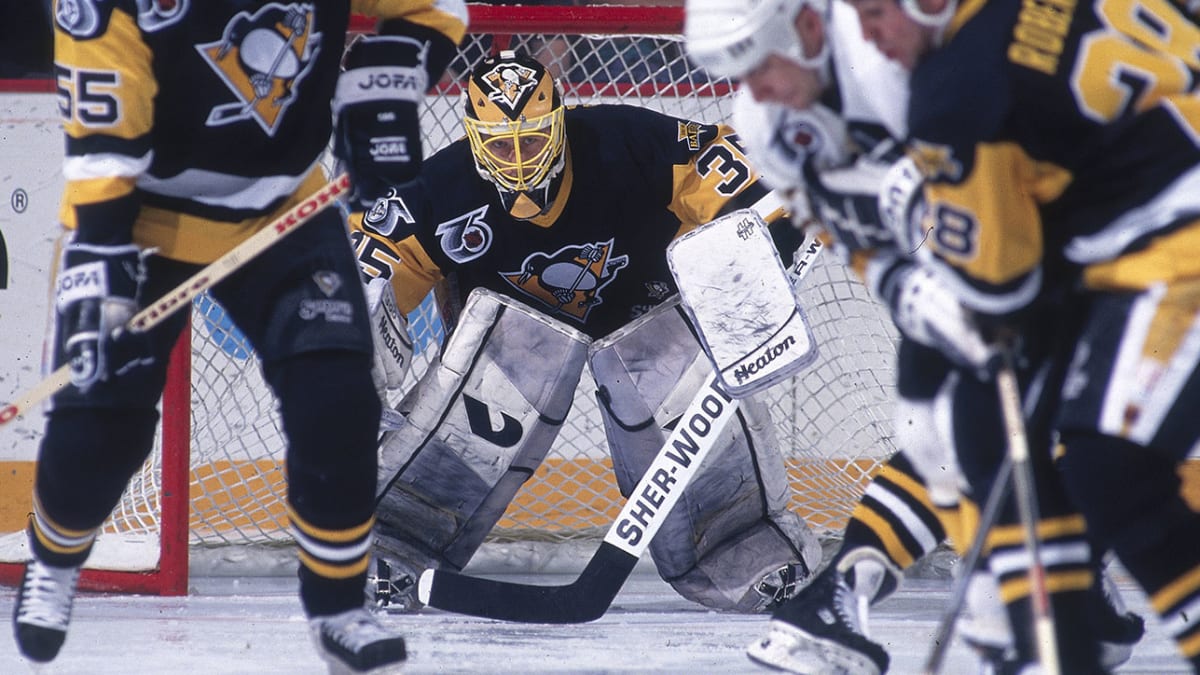 ThisDateInBuffaloSportsHistory on X: Born #OTD in 1965 Happy Birthday Tom  Barrasso, Buffalo Sabres goalie 1983-84 to 1988-89. From Acton-Boxborough  High School directly to the pros winning the Vezina right out of high
