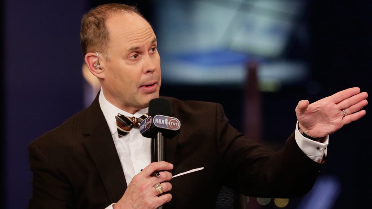 Ernie Johnson will interview guests on a new twice-weekly NBA talk