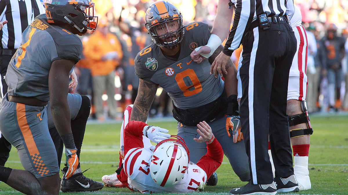 3 team fits for edge defender prospect Derek Barnett, NFL Draft