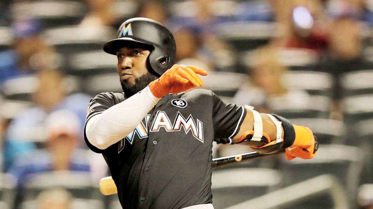 MLB: Marlins agree to send Marcell Ozuna to Cardinals - Los Angeles Times