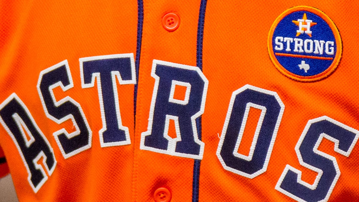 Astros debut 'Houston Strong' logo in return home after Hurricane Harvey