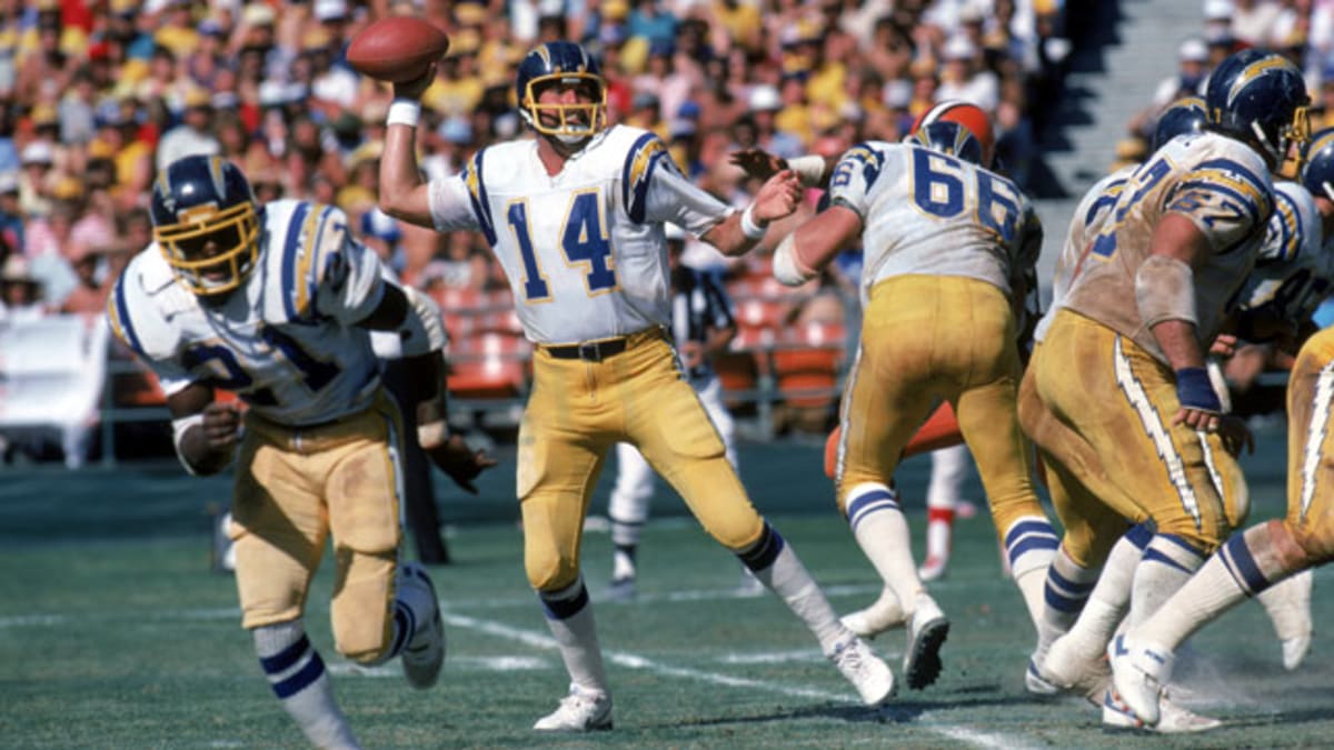 Behind the Bronze: Dan Fouts