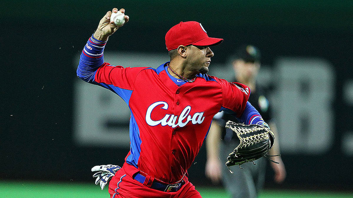 Astros' Gurriel goes from Cuban star to World Series hopeful