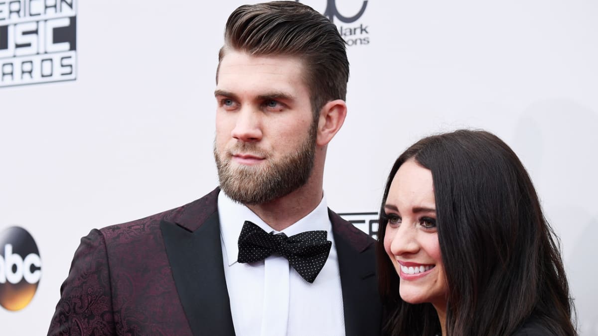 Nationals' Bryce Harper ecstatic to see bride on wedding day