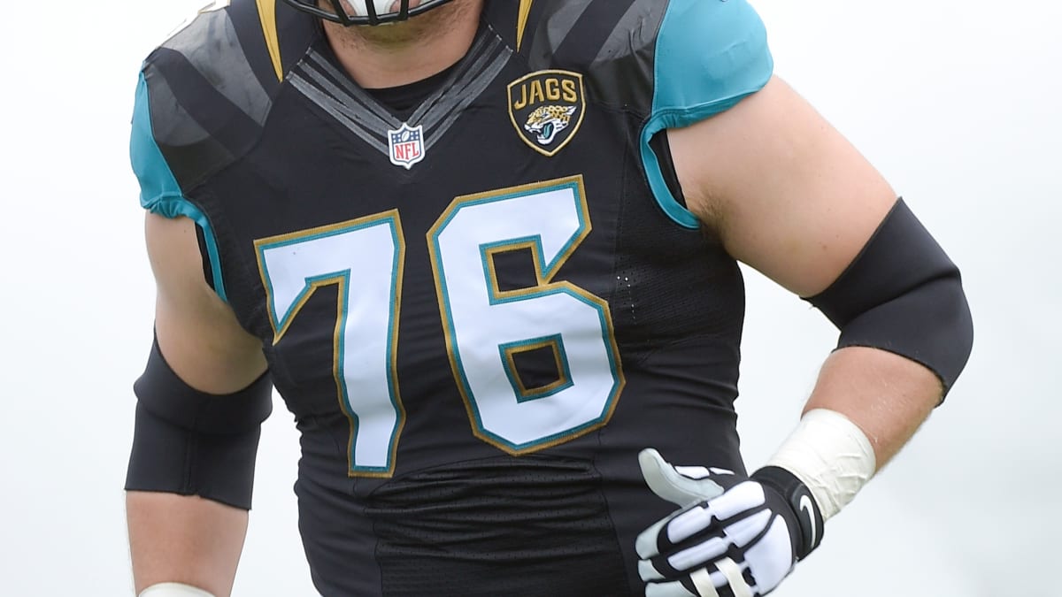 Jaguars decline 5th-year option on disappointing former 1st-round