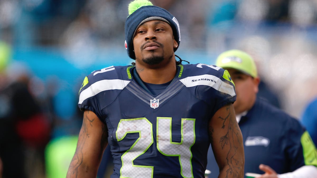 Marshawn Lynch returns lost wallet to Seahawks fan - 6abc Philadelphia