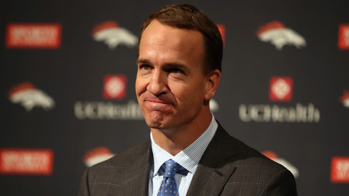 Indianapolis and Peyton Manning view his return with mixed emotions - Los  Angeles Times