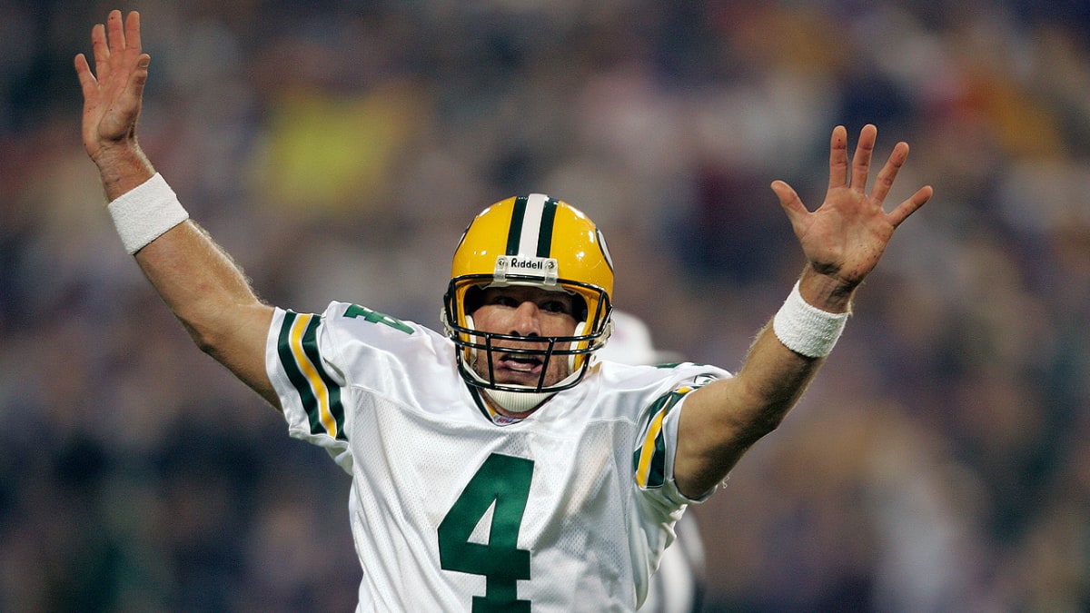 Brett Favre's Hall of Fame display has both Minnesota Vikings