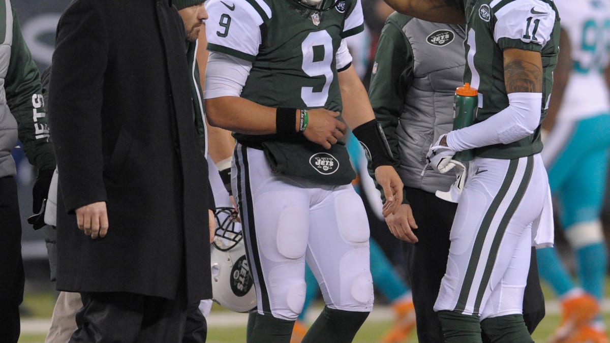 Jets QB Bryce Petty knocked out after being sandwiched by Dolphins' Suh,  Wake
