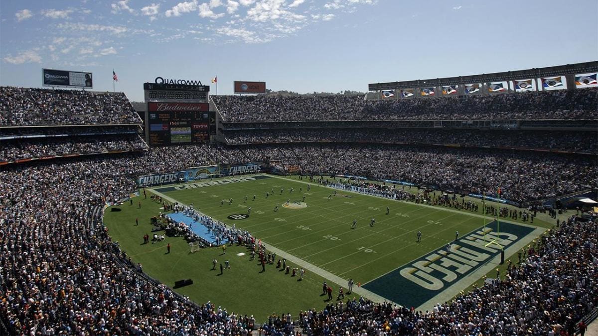 chargers home playoff game