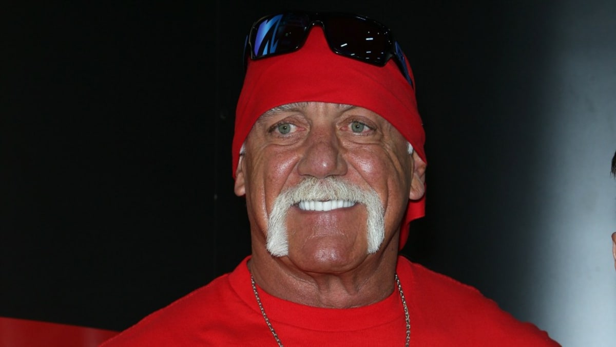 Hulk Hogan on WrestleMania 32, Roman Reigns - Sports Illustrated