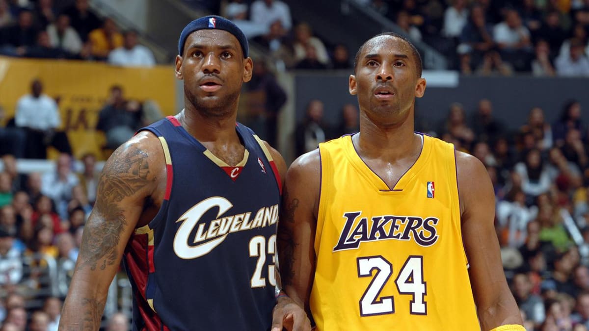 TBT: LeBron James Vs. Kobe Bryant In '07 Blue-White Game