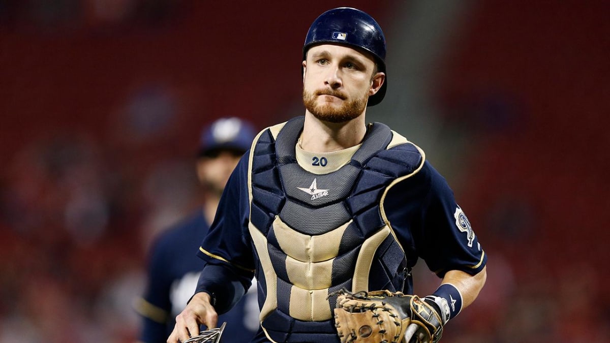 Brewers agree to trade Jonathan Lucroy to Indians