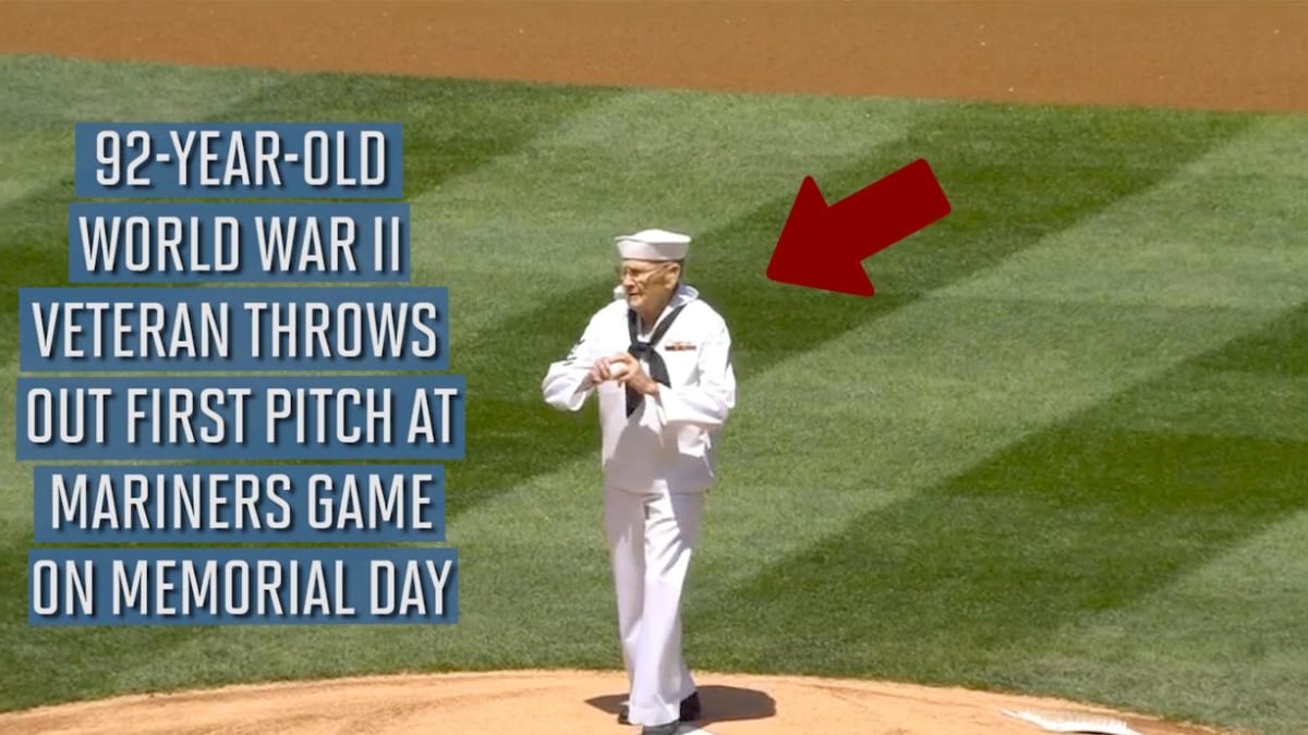 Who threw out the first pitch on Mariners Opening Day?