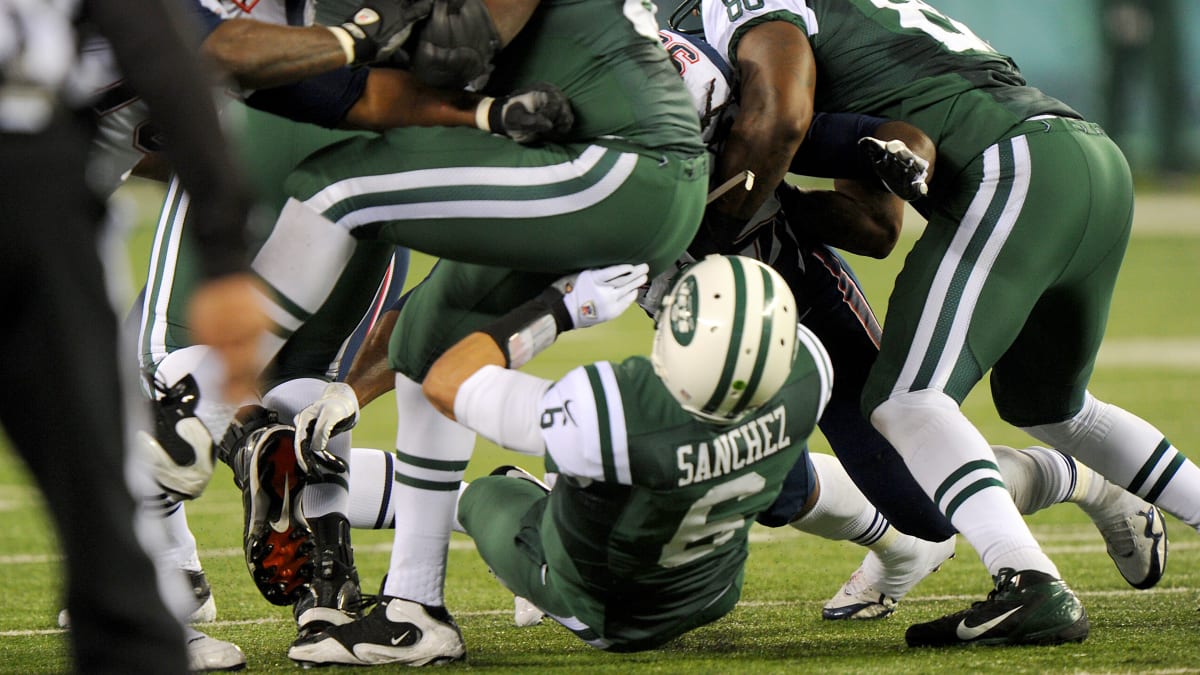 Bengals butt fumble leads to Cowboys defensive touchdown (Video)