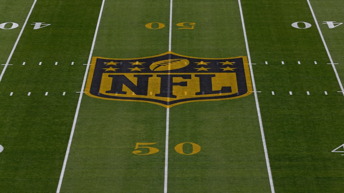 NFL lifts TV blackout rule for 2015 season