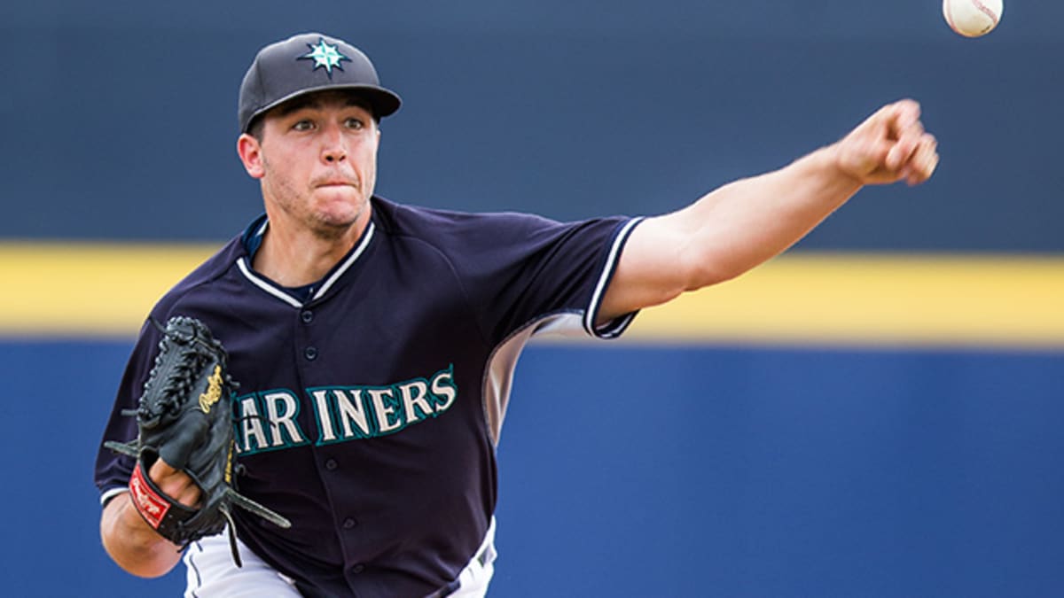 Seattle Mariners: The M's demoted the wrong two players.