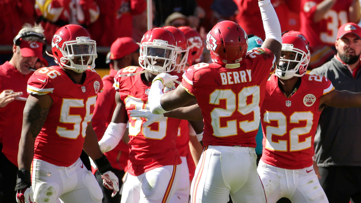 Chiefs turn back Steelers 23-13 to snap 5-game losing streak