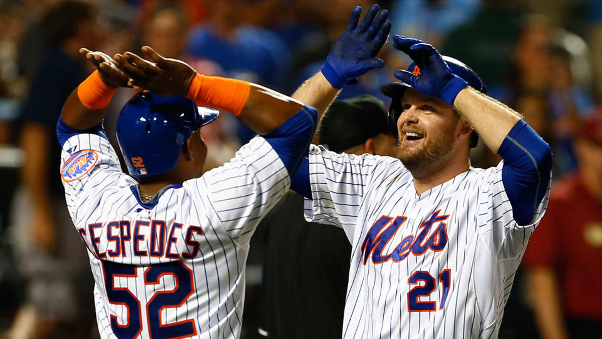 Fan favorite Flores homers in 12th, Mets beat Nationals 2-1