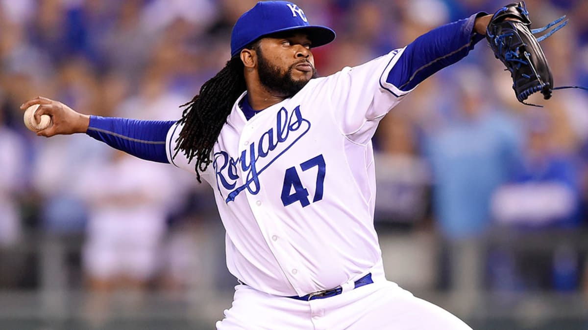 World Series Gem by Johnny Cueto Helps Royals Rout Mets - The New York Times