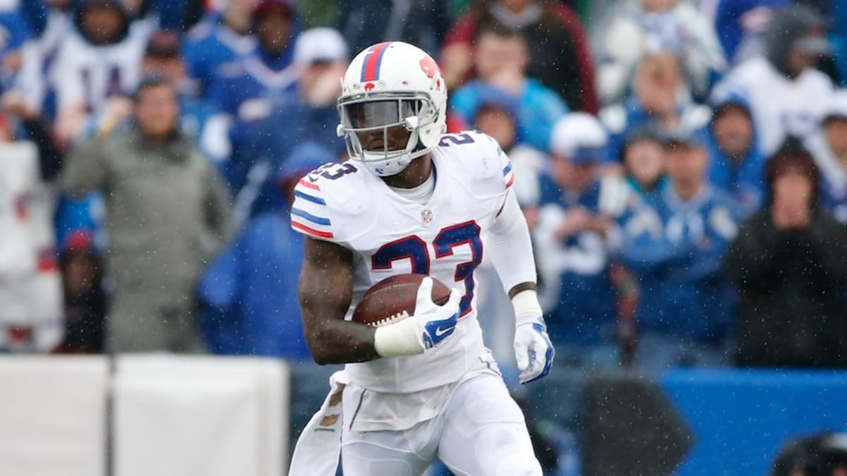 Bills' Aaron Williams leaves field in ambulance