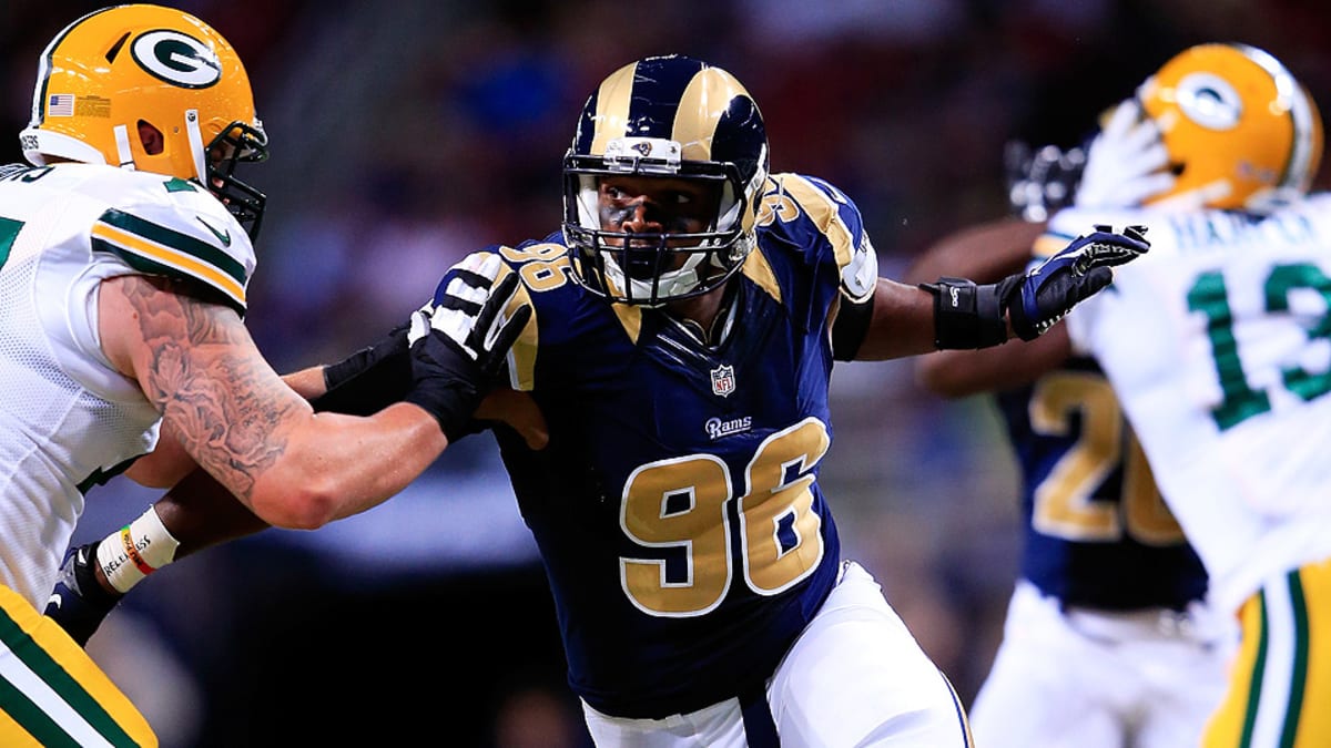 ESPN apologizes for report on Michael Sam's showering habits