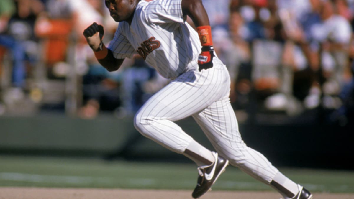 Tony Gwynn was ultimate singles hitter, and that's worth celebrating