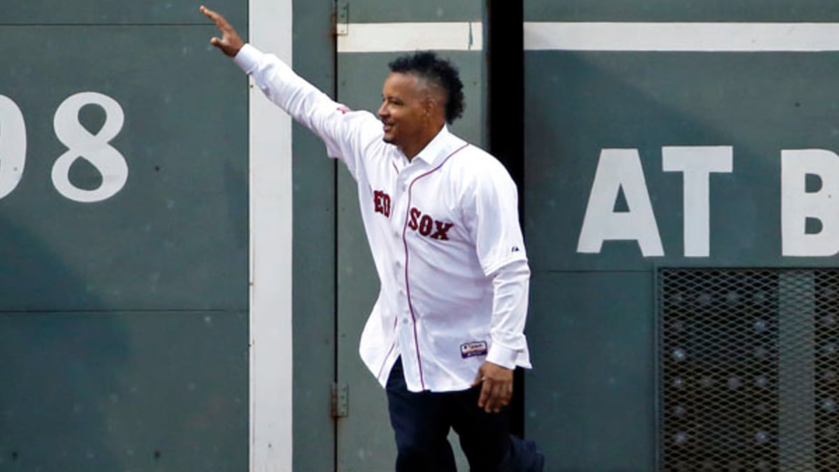 Manny Ramirez Aplogizes for Behavior with Sox Before 2004 Annive