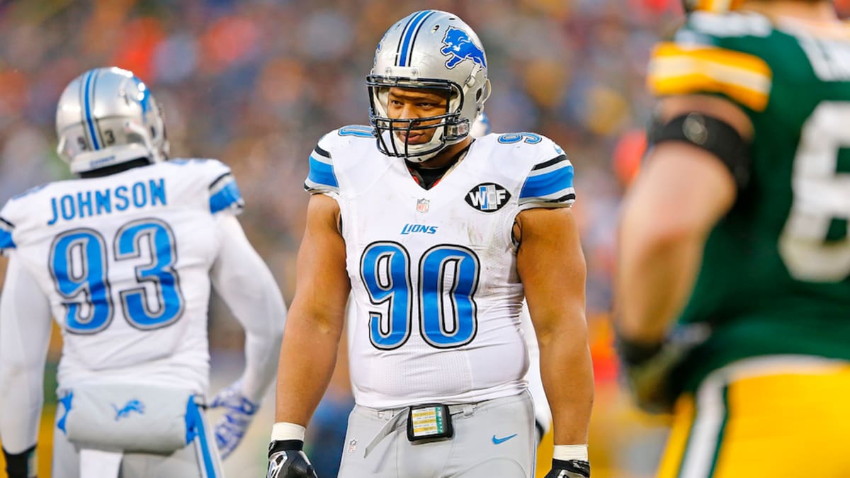 Detroit Lions' Ndamukong Suh fined $100,000 for illegal block