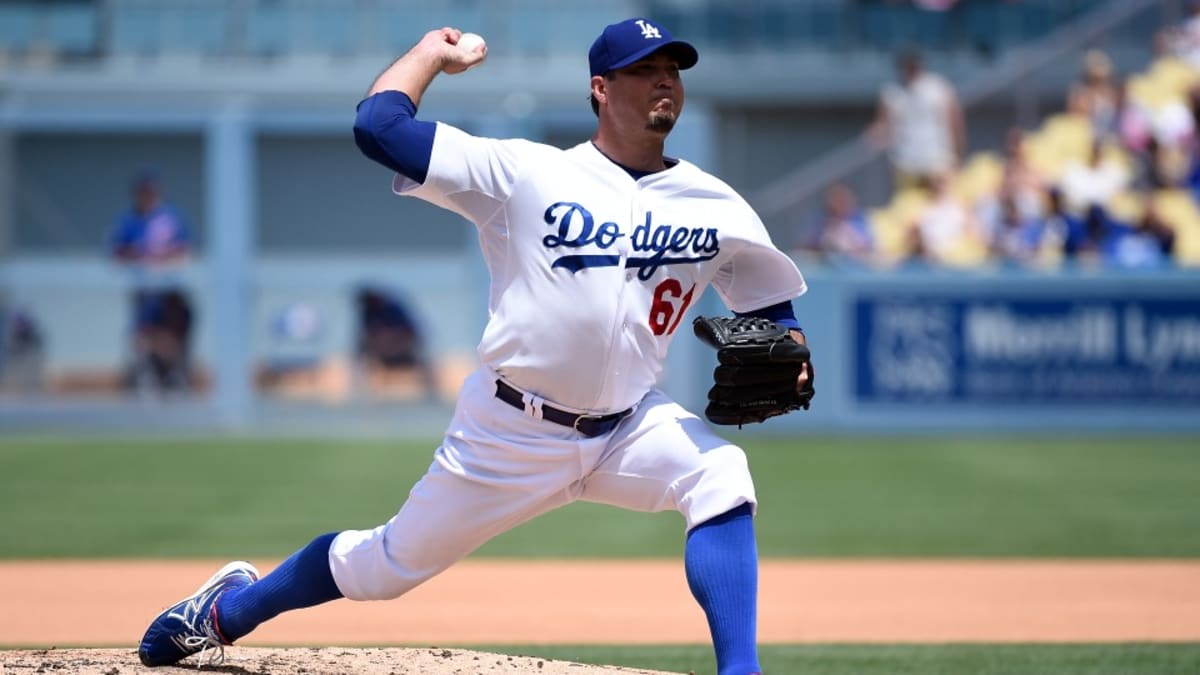 Josh Beckett shuts down Reds, earns first win for Dodgers since no-hitter -  Sports Illustrated