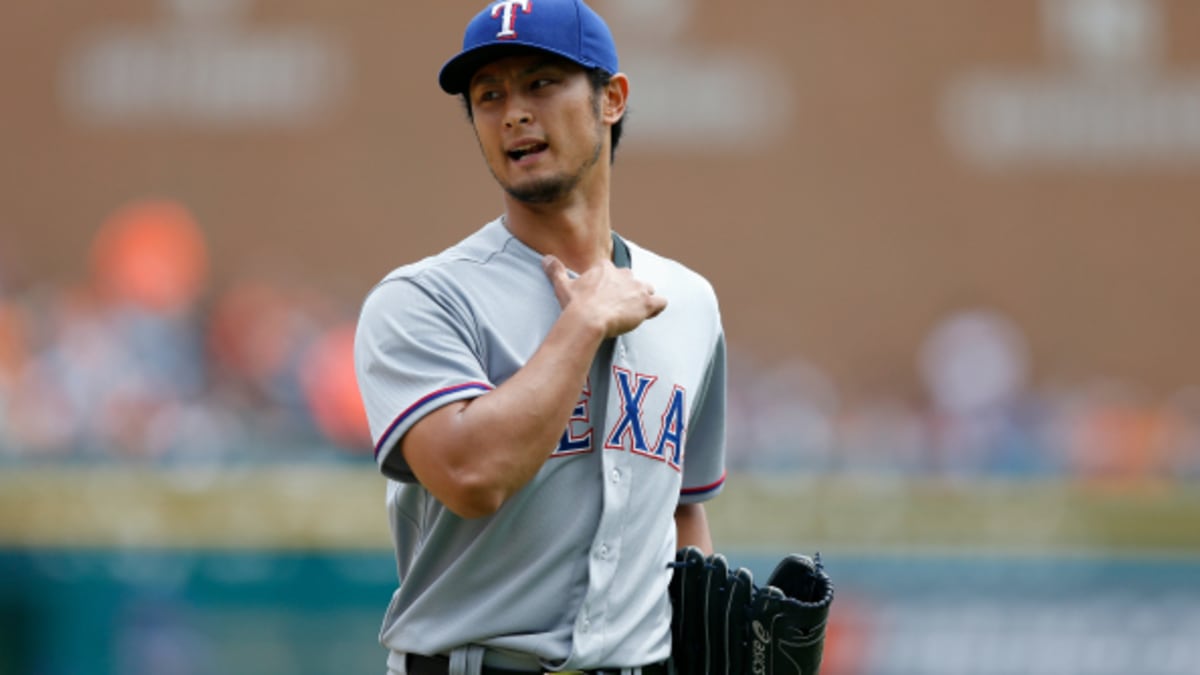 Neck stiffness will force Rangers' Yu Darvish to miss Opening Day start