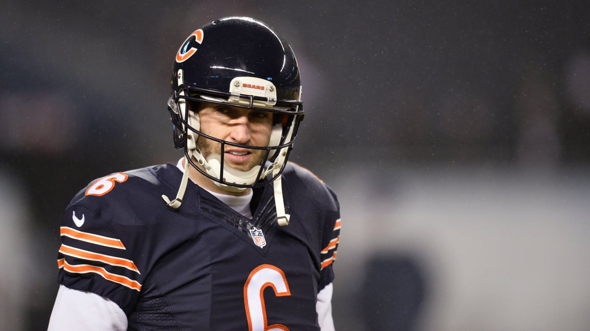 With Jay Cutler on the Bench and Jimmy Clausen Starting, the Bears