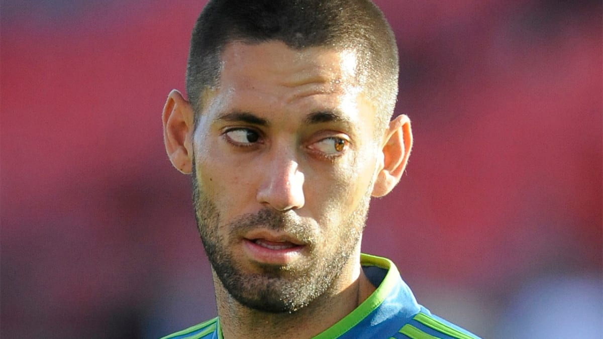 Seattle Sounders fan sticks his neck out for Clint Dempsey by getting an  awful tattoo of former Spurs striker