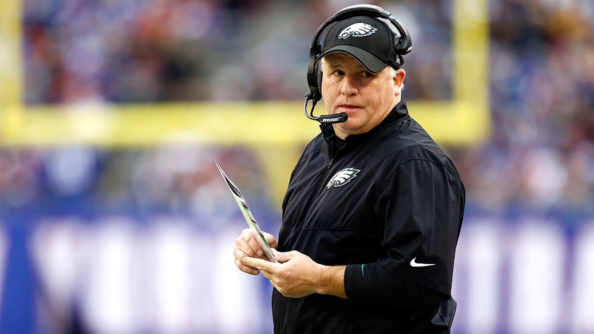 Chip ready to flip? Kelly too smart to sit on Sam Bradford