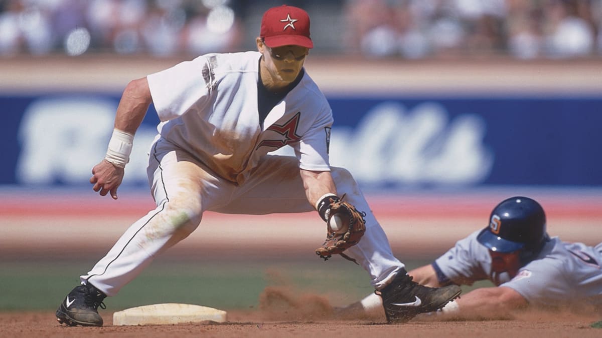 Craig Biggio Houston Astros Fanatics Authentic Unsigned Follows Through on  a Swing Photograph
