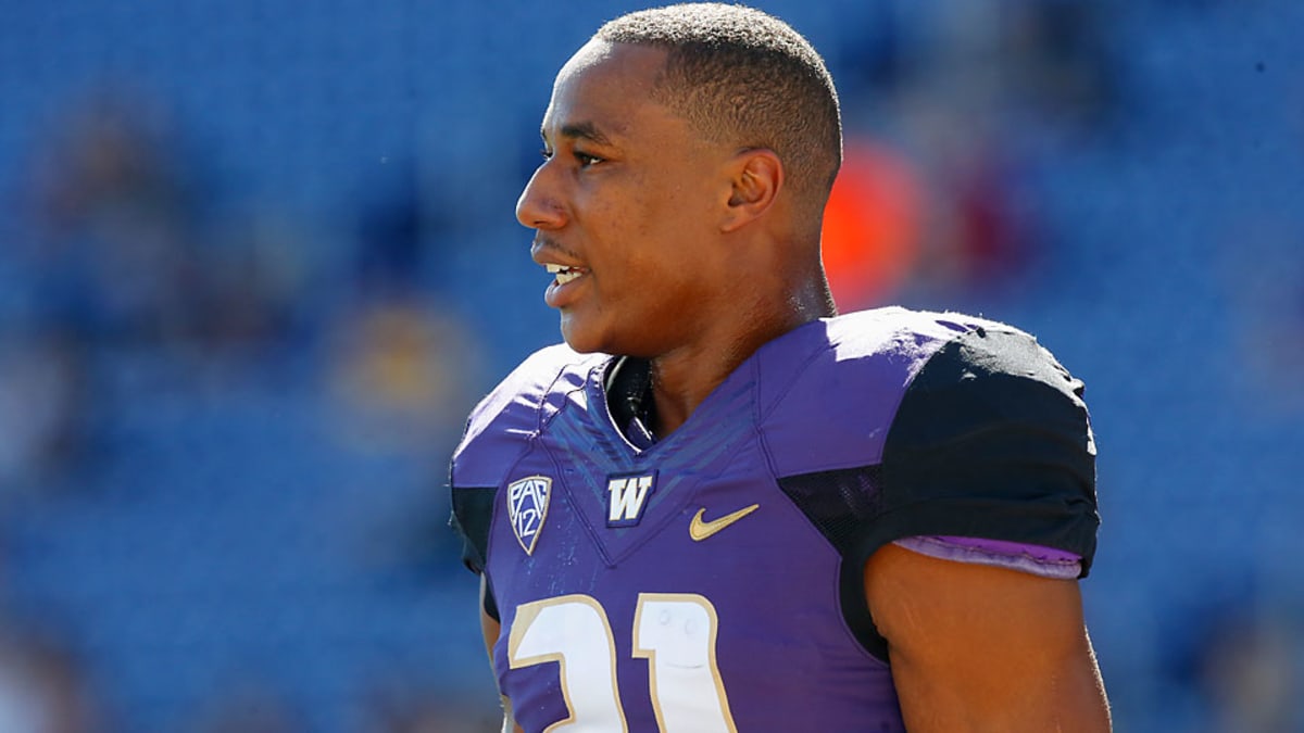 Cornerback Marcus Peters suiting up for his childhood team