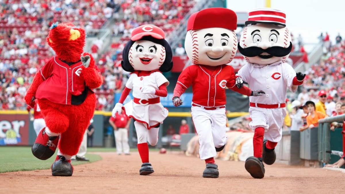 Cincinnati Reds on X: .@MLB Mascots have taken over @GMA this