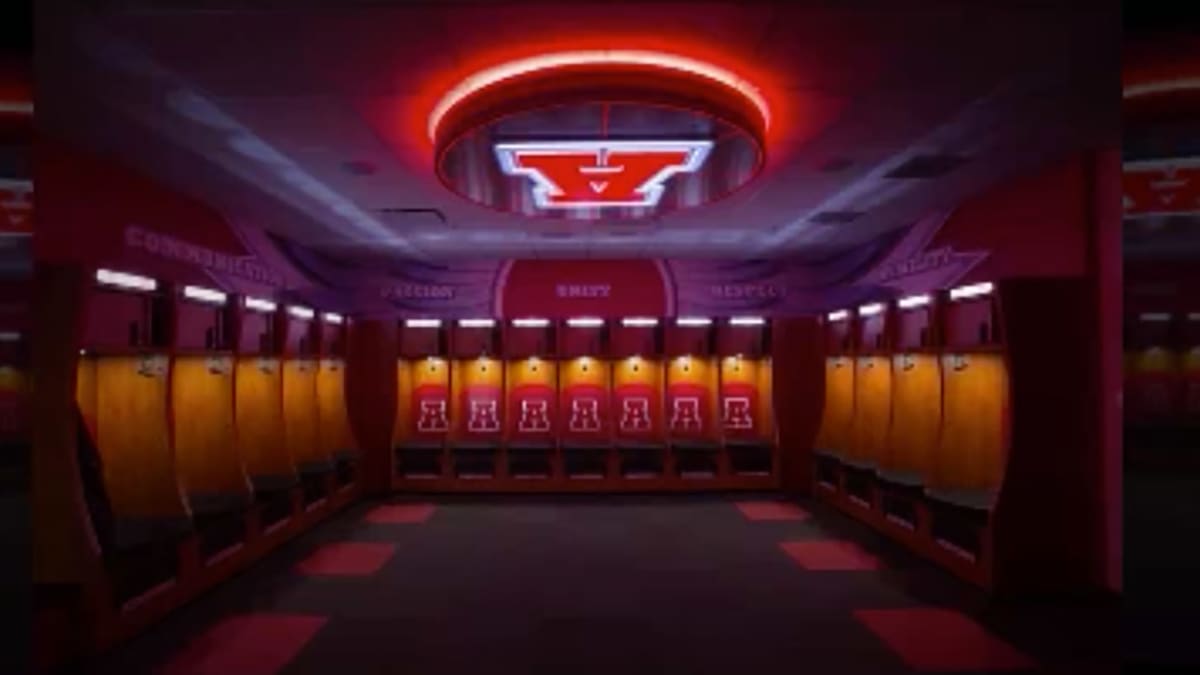 Wisconsin High School Unveils 662 000 Locker Room Renovations Sports Illustrated