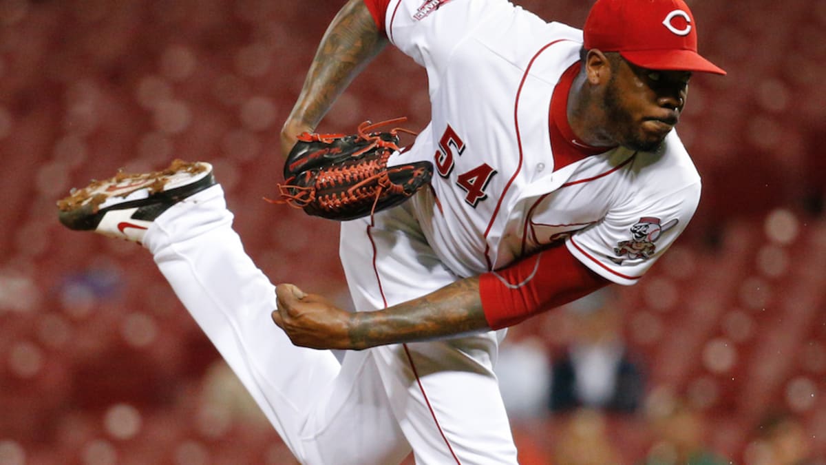 Dodgers acquire Aroldis Chapman from Reds for 2 prospects, per reports -  True Blue LA