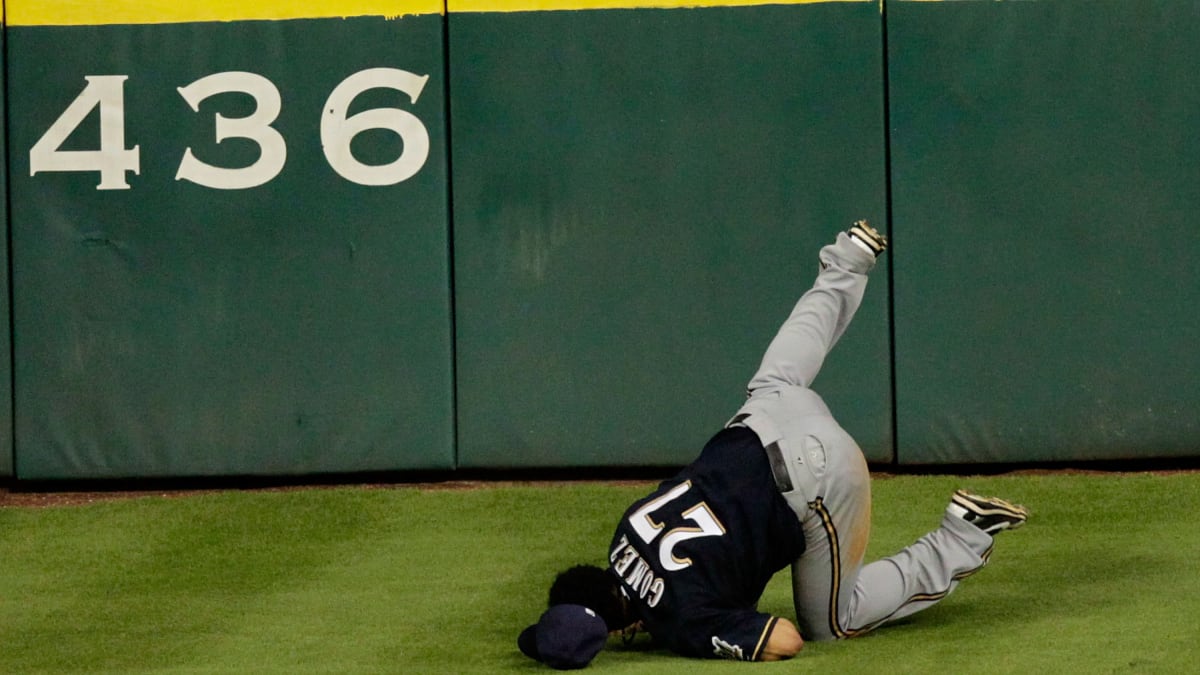 Houston, TX, USA. 17th July, 2015. Houston Astros outfielder L.J. Hoes #0  swings for an RBI single to right field during the MLB baseball game  between the Houston Astros and the Texas