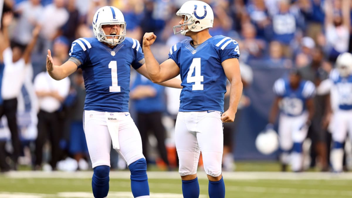 Adam Vinatieri, Pat McAfee play off each other while leading Colts' new era  - Sports Illustrated