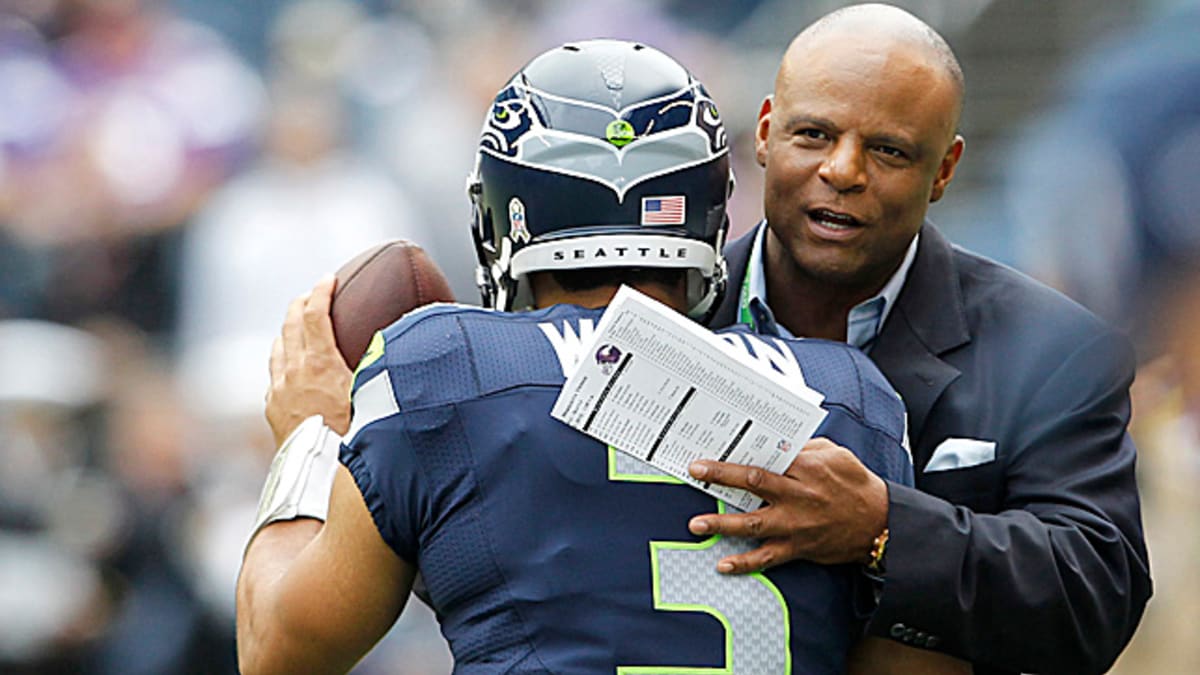 Warren Moon on Russell Wilson's contract motivations - Sports