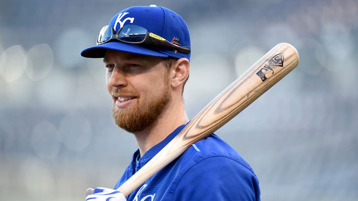 Kansas City Royals infielder Ben Zobrist may have to go on paternity leave  during World Series 