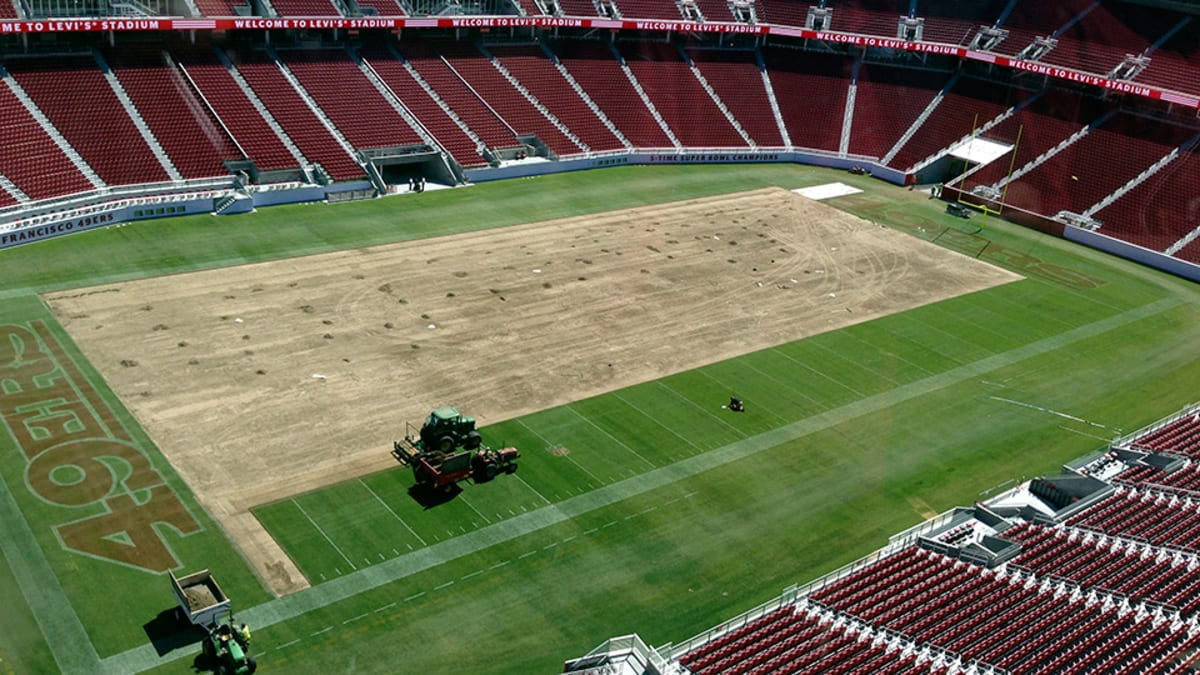 Levi's Stadium turf slides under Ravens kicker Justin Tucker's plant foot