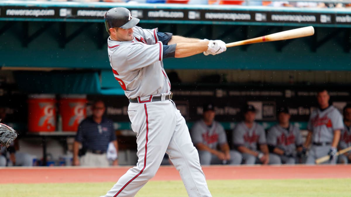 Red Sox Hall of Famer Mike Lowell shares that he's 22 years cancer free